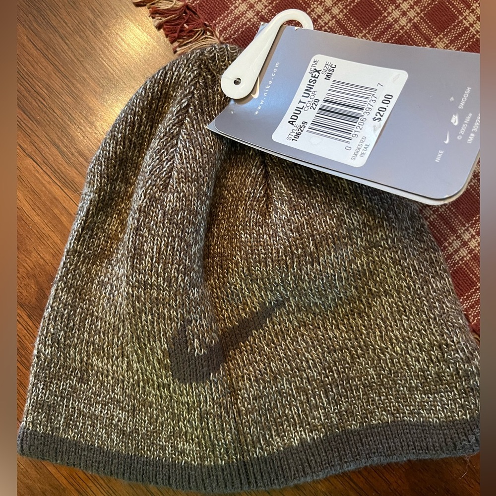 Nike reversible hat